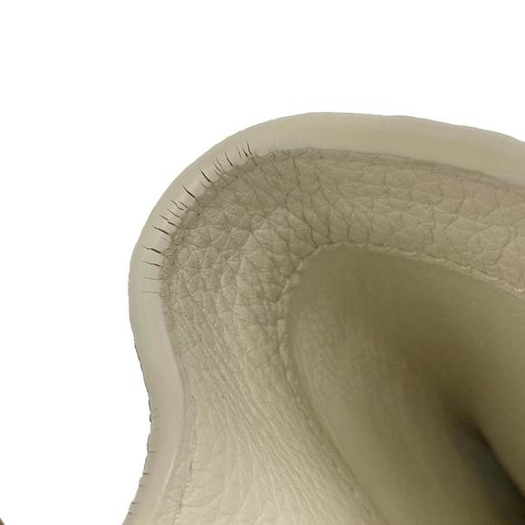 LOUIS VUITTON Handbag Capucines MM Light Blue Ladies - Picture 8 of 10